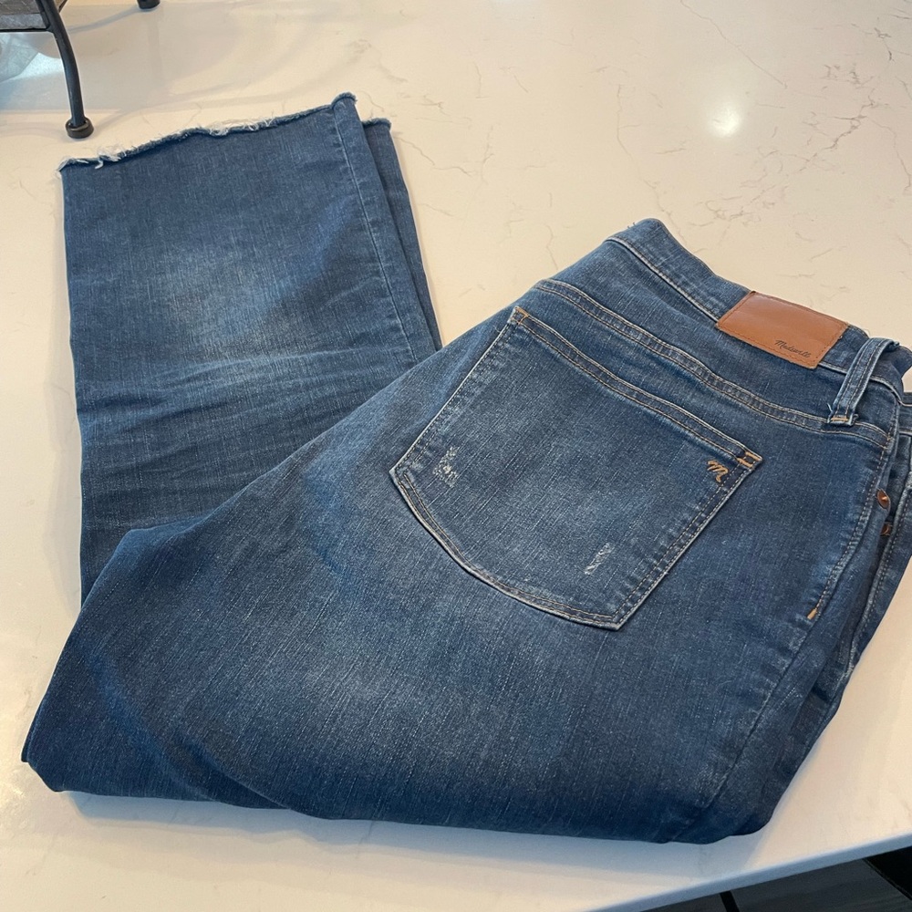 Madewell Cali Demi Boot Jeans w/ Raw Hem